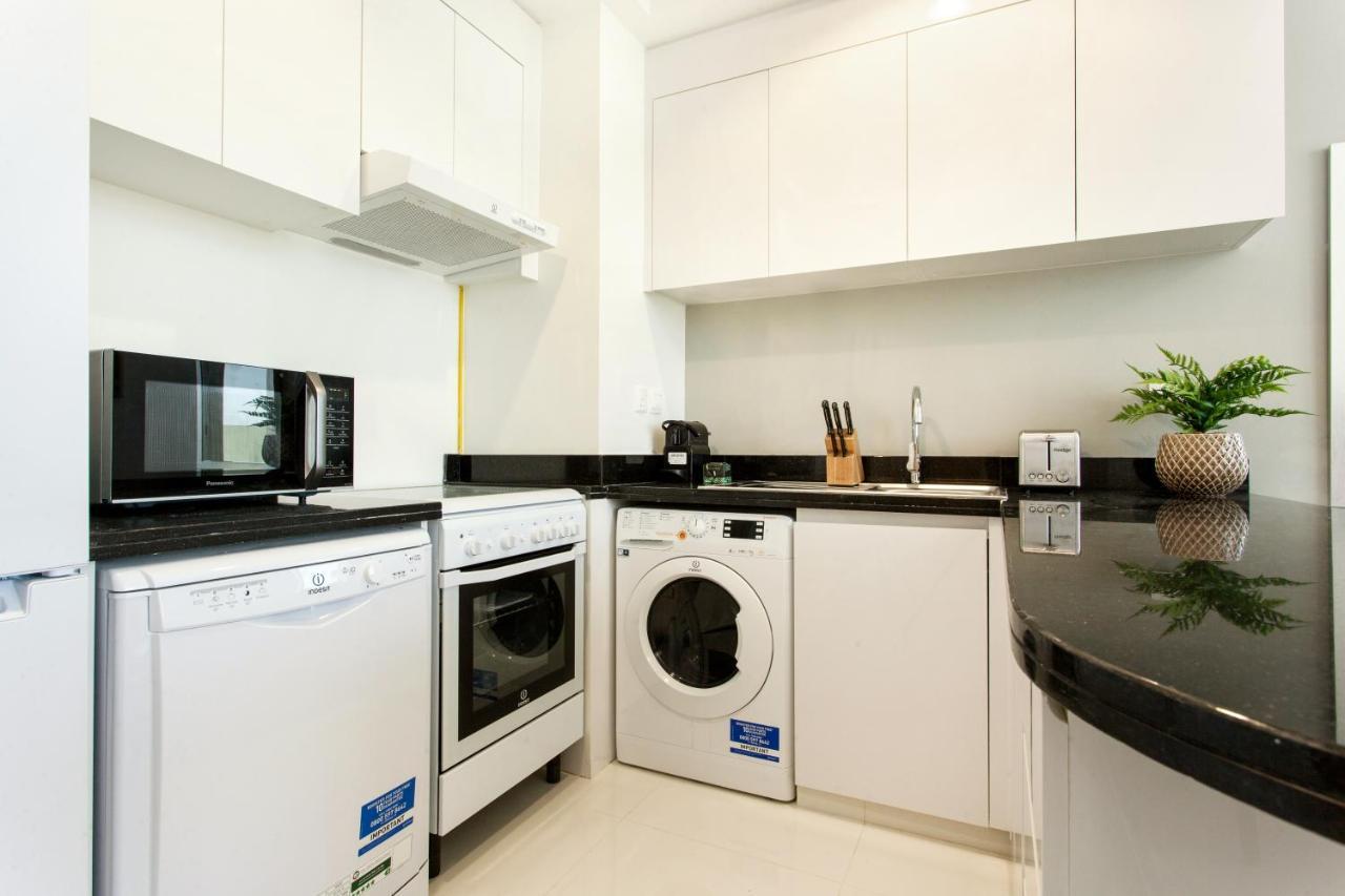 דובאי Staycae Holiday Homes - Tower 108 מראה חיצוני תמונה
